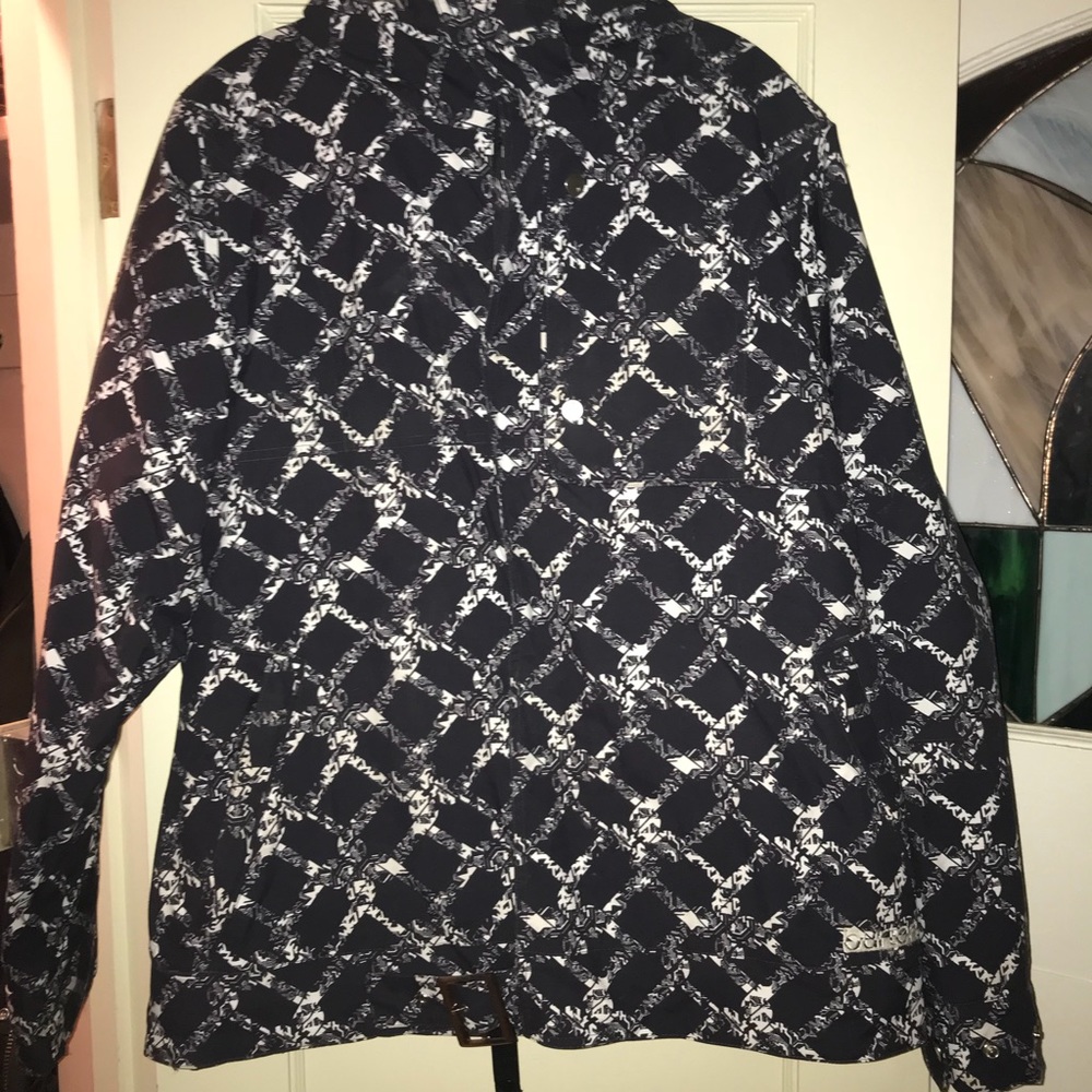 Women’s Burton snowboard jacket!!